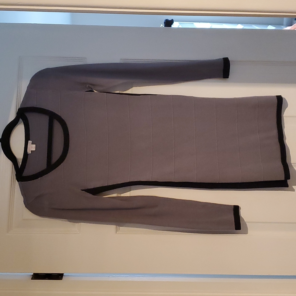 Xhilaration gray and black long sleeve sweater dress